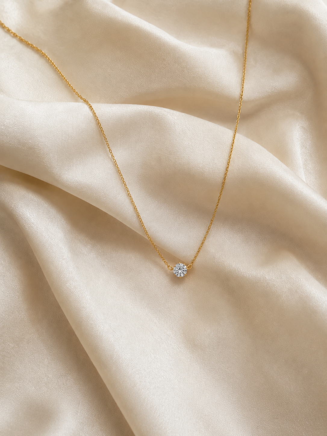 Round Solitaire Necklace
