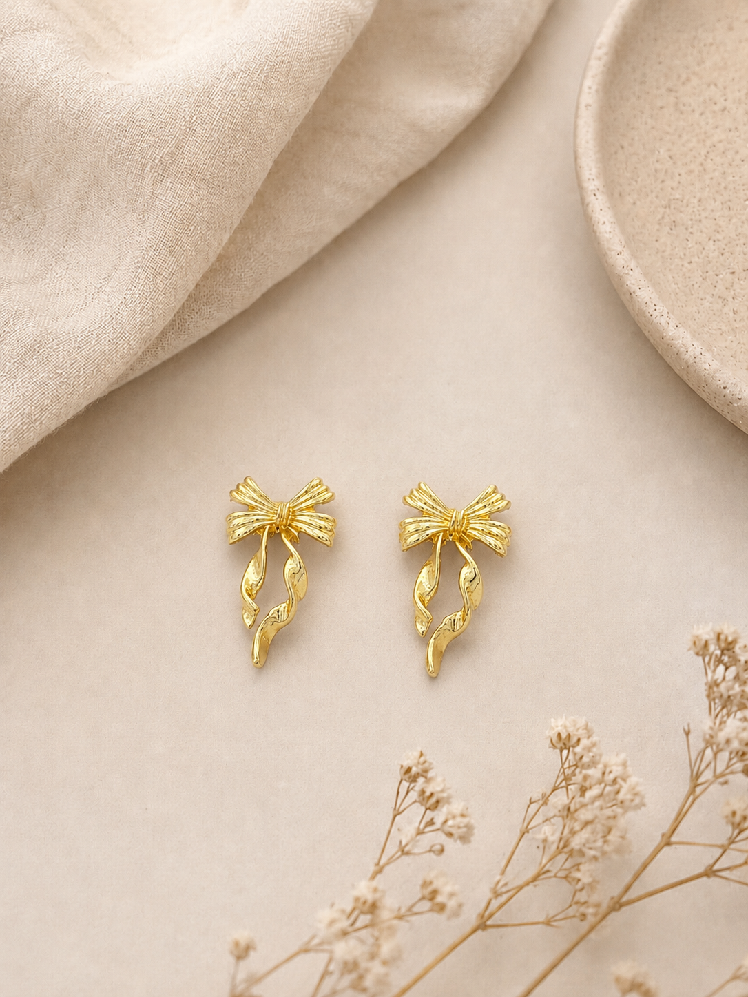 Gold Bow Drops