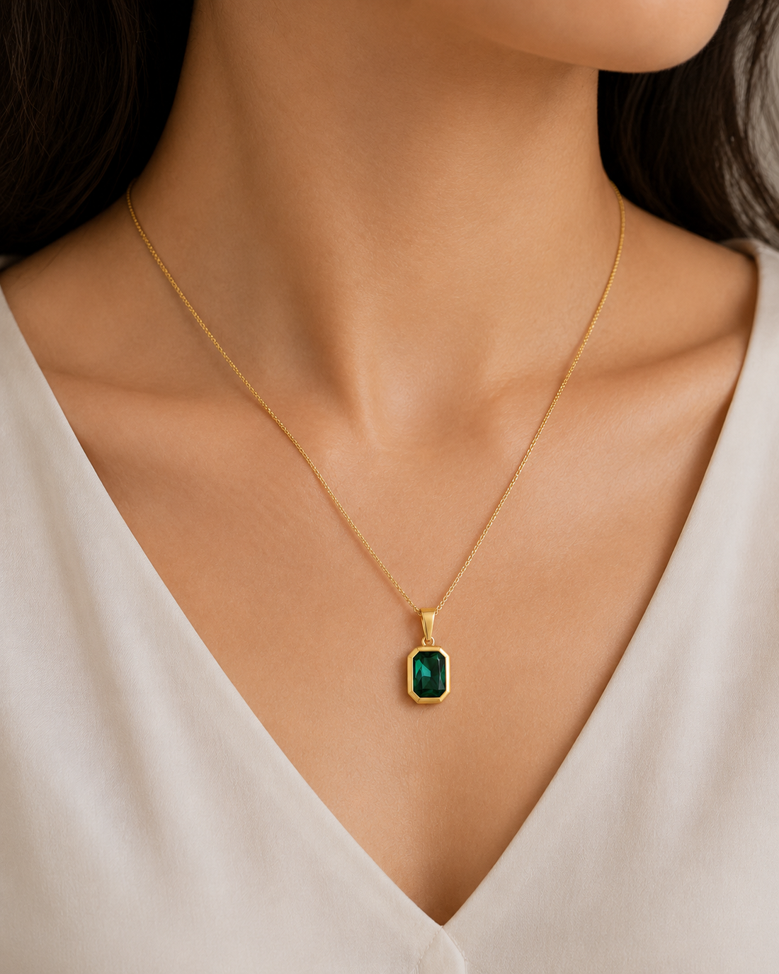 Classic Emerald Necklace